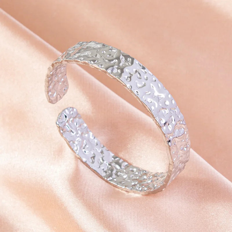 Bulk Waterproof Stainless Steel PVD Bangle Bracelet Steel Hammered Chunky Wide Cuff for Anniversary Necklaces
