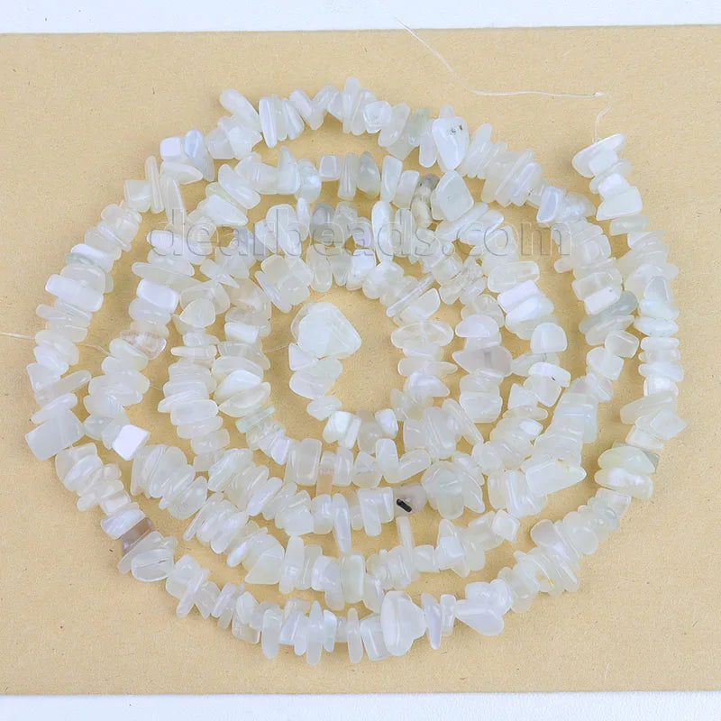 Natural Cheap Chip Silver Flash White Moonstone Stone Beads for Woman Stone Bracelets Making 8mm Irregular