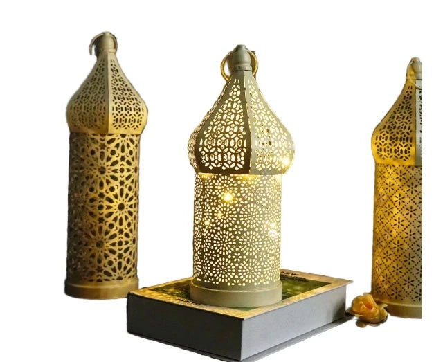 New Wrought Iron Gilded Wind Lamp Hollow Lantern Home Decoration Ornaments Crafts Atmosphere Props Lantern