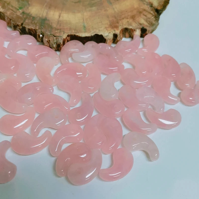 Factory Price Wholesale Pendant Beads Pink Genuine Rose quartz Jade Magatama