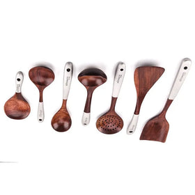 Best-selling Kitchen Accessories Food Grade Cookware Household Wooden Tableware Set