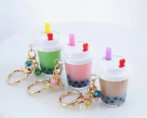 BSBH Hotsale Milk Bubble Tea Keychain Cute Cup Design Bag Car Key Acrylic Liquid With Boba for Kids Lady Holiday Gifts Keychain