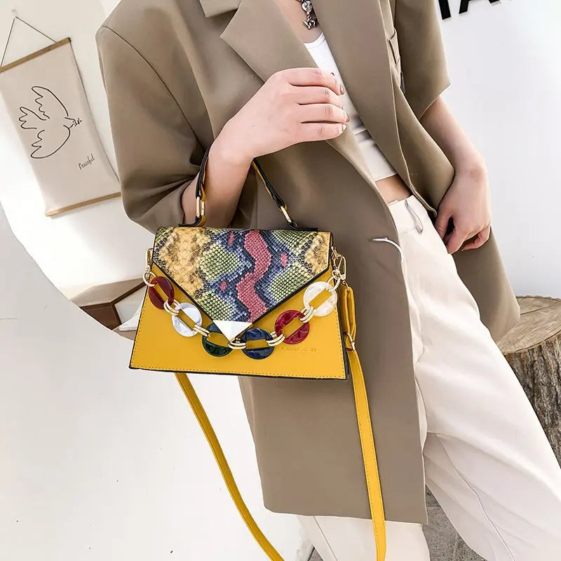 Dropshipping Lady Bag 2024 New Korean Style Contrast Color Snake Pattern Color Chain Portable Small square Bag
