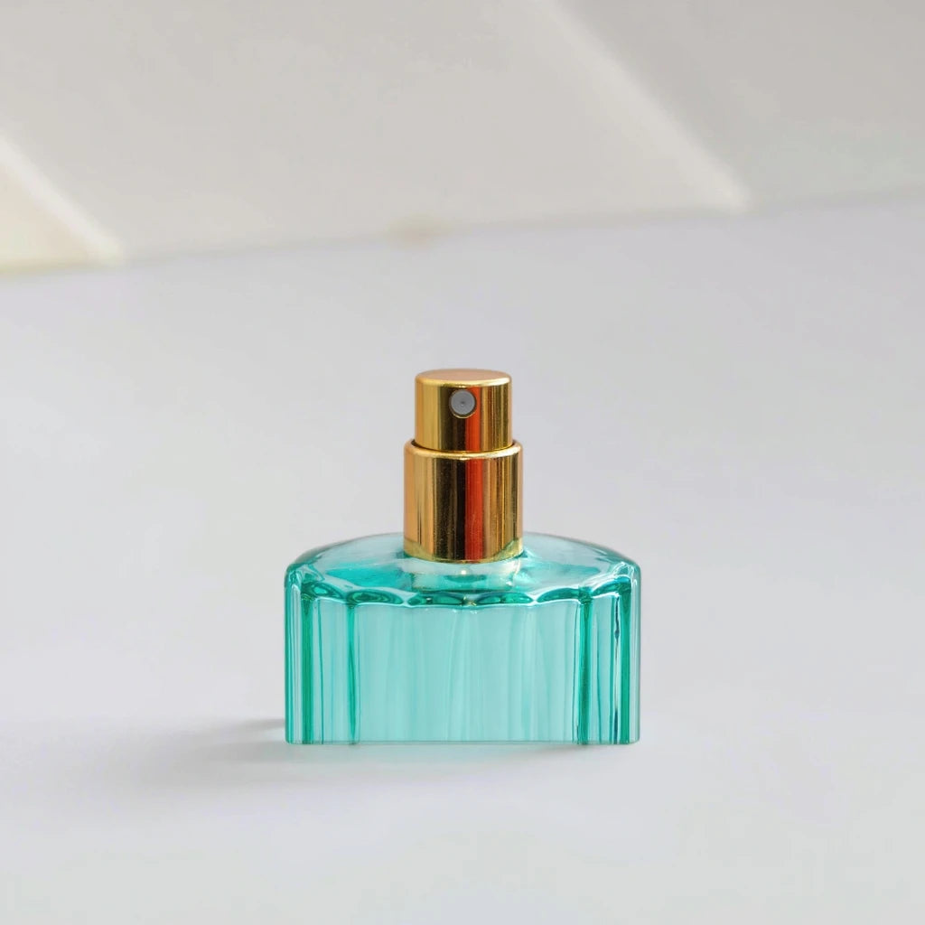 In Stock High Quality 15ml Gold Aluminum Perfume Fea Sprayer Crimp Pump Fine Mist Lids Bottle Caps & Closures