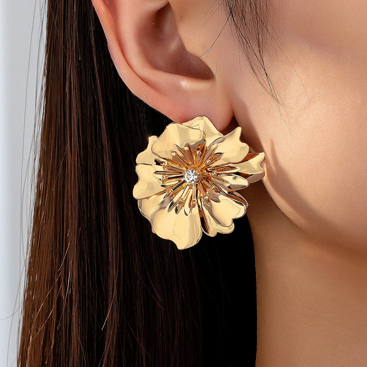 SC New Arrival Bohemian Statement Earrings Vintage Gold Plated Earrings Beauty Gold Layered Flower Stud Earrings for Women