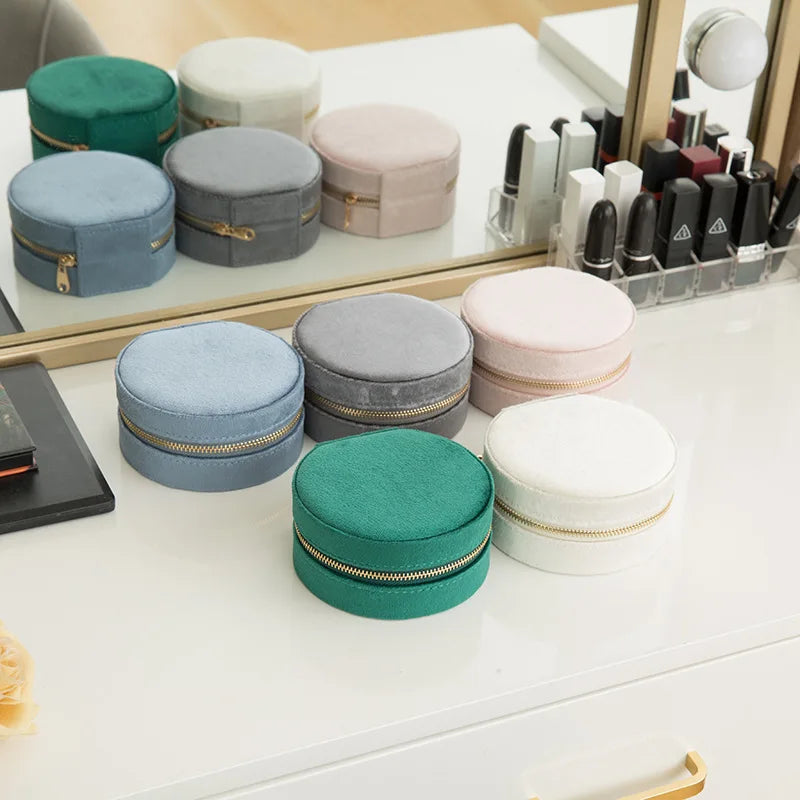 Simple Luxury Multi-color Velvet Golden Zipper Travel Jewelry Box Small Jewelry Box Packaging Minimal Jewelry Packaging