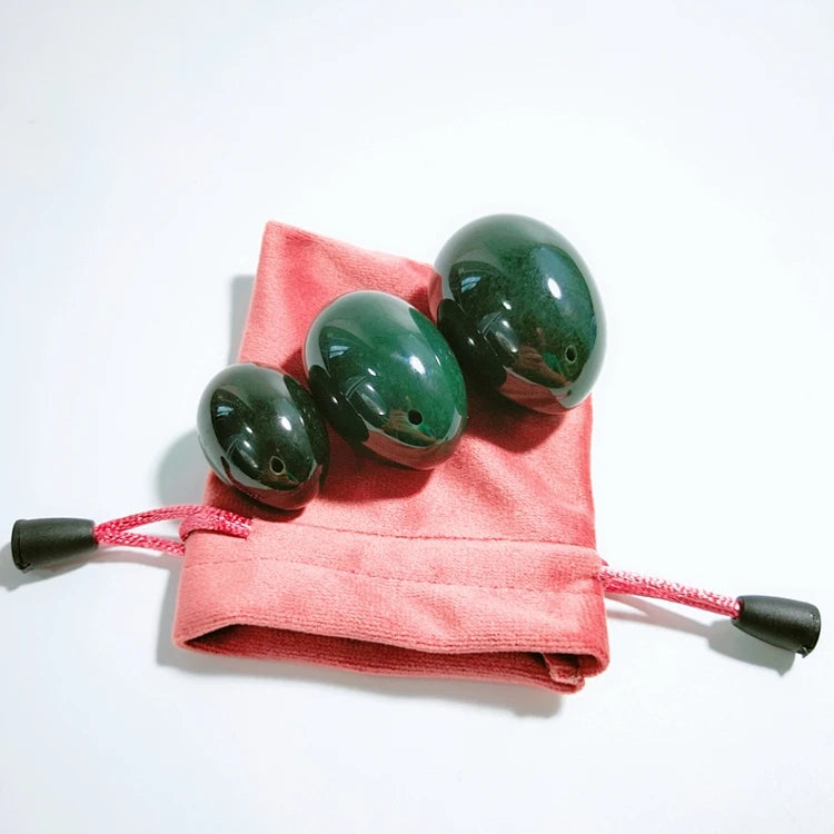 2025 Natural Jade Crystals Healing Stones/ Yoni Egg Wholesale Yoni Egg Set Women Tightening Vaginal Kegel Exercise