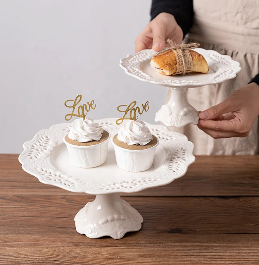 Creative Ceramic Cake Plate Eco-Friendly European Tableware Color Enamel Relief Porcelain Tray for Western Food Sets Size