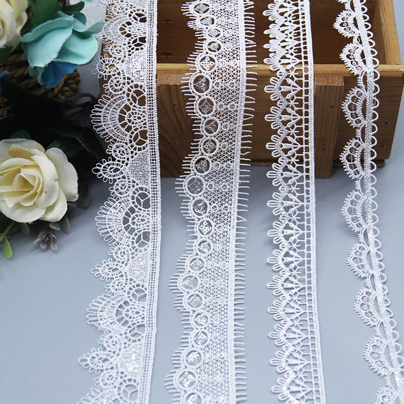 Factory Wholesale Luxury Flower Lace 100% Polyester Fashion Water Soluble Laces for Dress