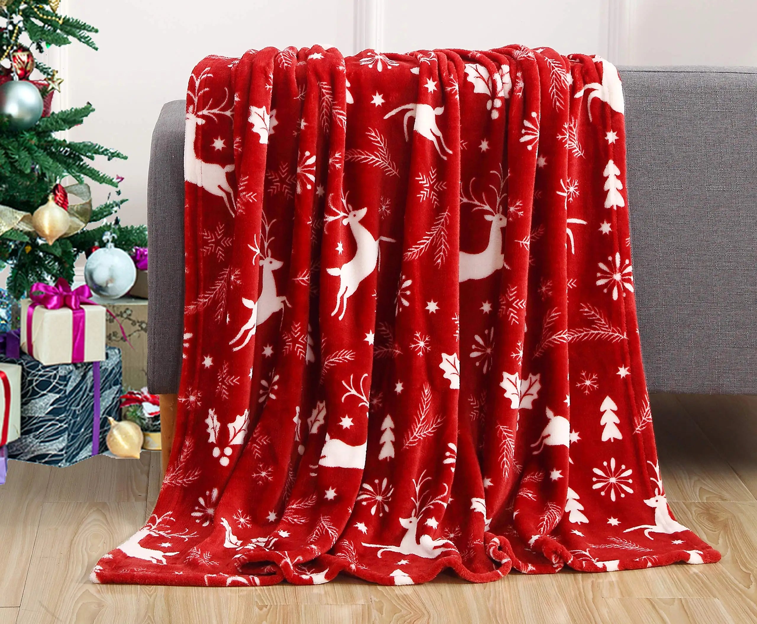2022 New Design 100% Polyester Flannel Fleece Plush Christmas Throw Blanket Animal Woven Festival Blanket for Home Decoration
