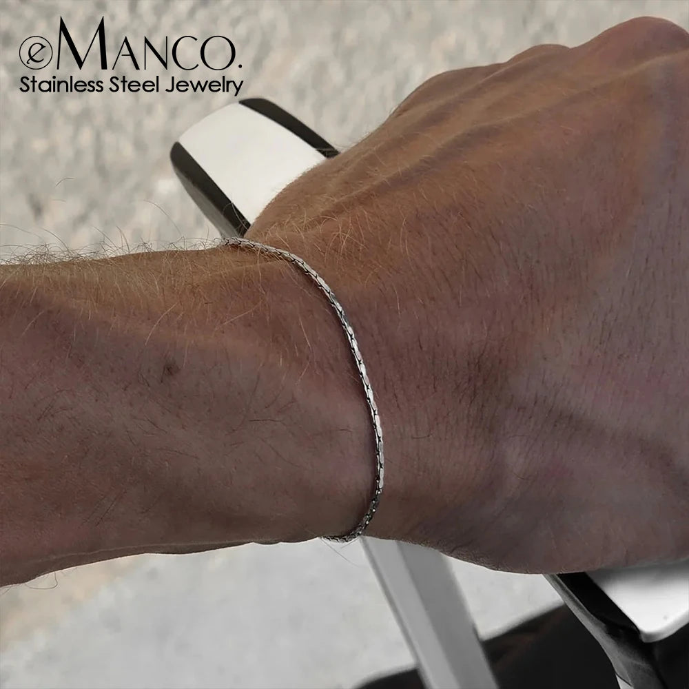 EManco Fashion Waterproof Minimalist 316L Stainless Steel Gold Plated Rectangle Charm Bracelet Wire Chain Bracelet for Man