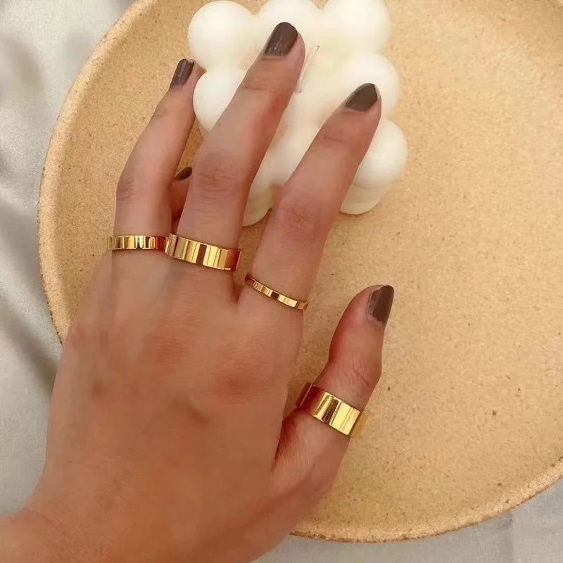 2022 New Arrival Trendy Gold Silver Plated Ring Glossy Colorfast Ring Stainless Steel Ring for Women Girls