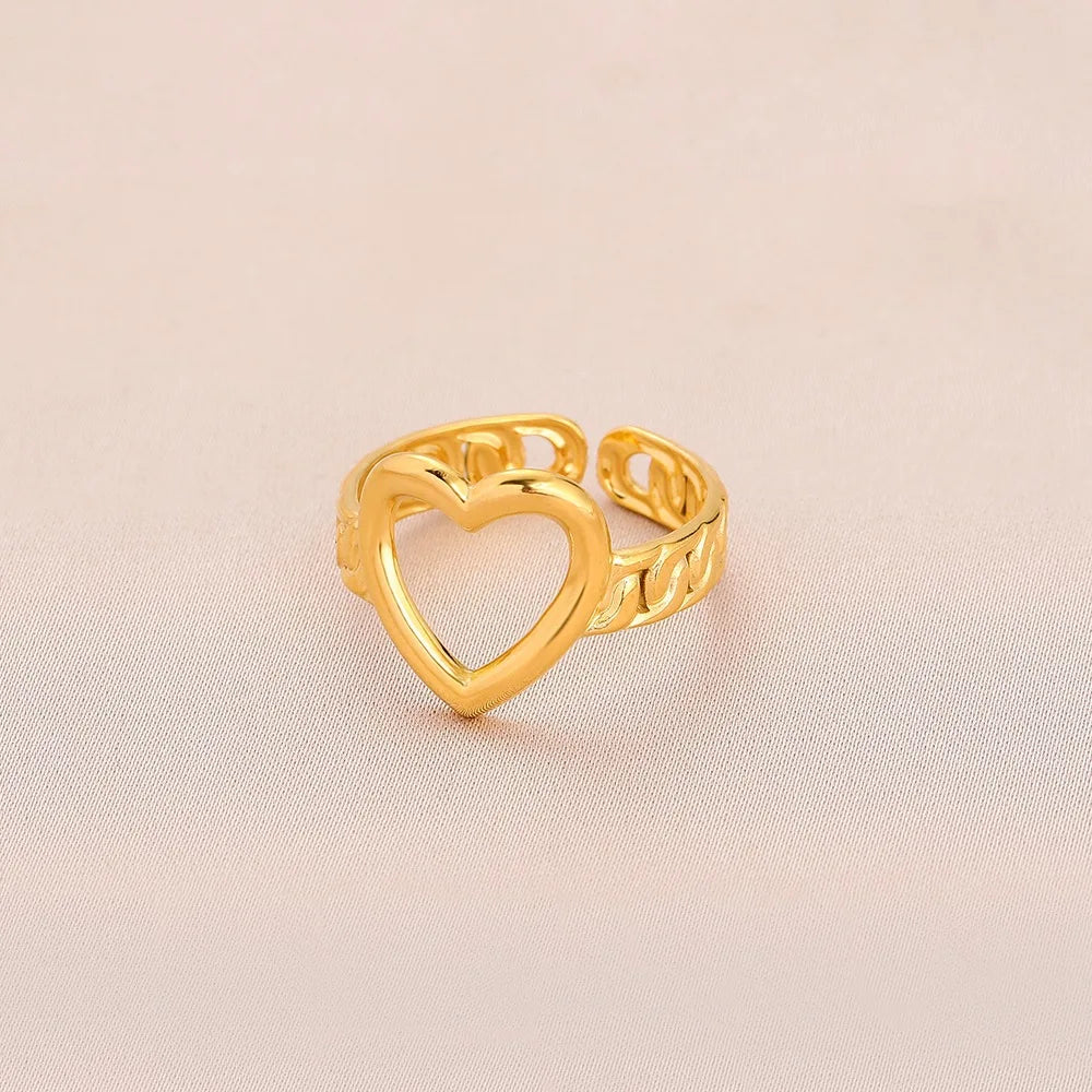 High Quality Waterproof 18K Gold Plated Stainless Steel Heart Ring Hollow Geometric Heart Open Ring Link Chain Adjustable Ring