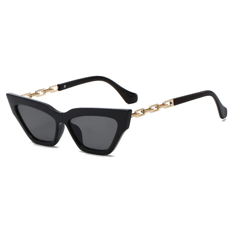 2024 Retro Cat Eye Sunglasses for Women High Quality PC Frame in White and Green Street Snap Trending Personality Shades