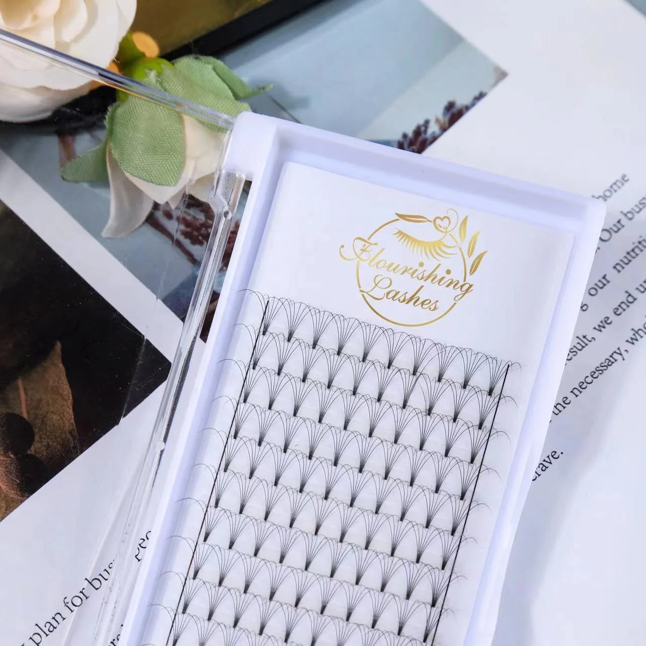 Flourishing Lashes Pre-Made XXL Mega Volume Trays Promade Fans Pointy Thin Base 6D 8D 10D Korean PBT Fibers Eyelash Extensions