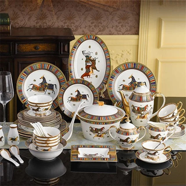 Exquisite 58 Pcs Four War Horses Porcelain Luxury Europe Good Selling Kitchen Accessories Dinner Sets Dinnerware Sets