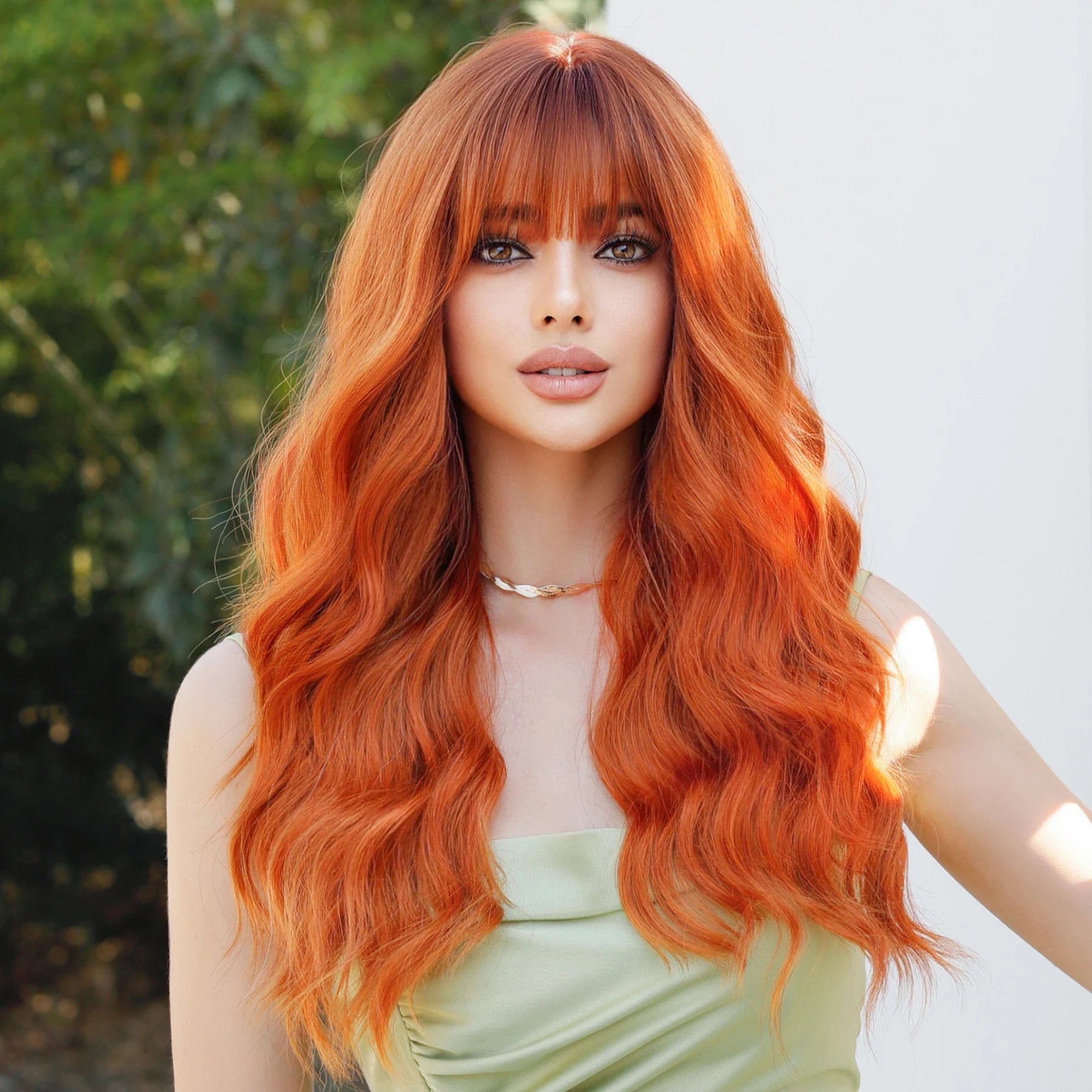Copper Orange Wig Long Curly Synthetic Hair Wig for Women White Curly Water Wavy Hair Wig with Bangs for Christmas Party Cosplay