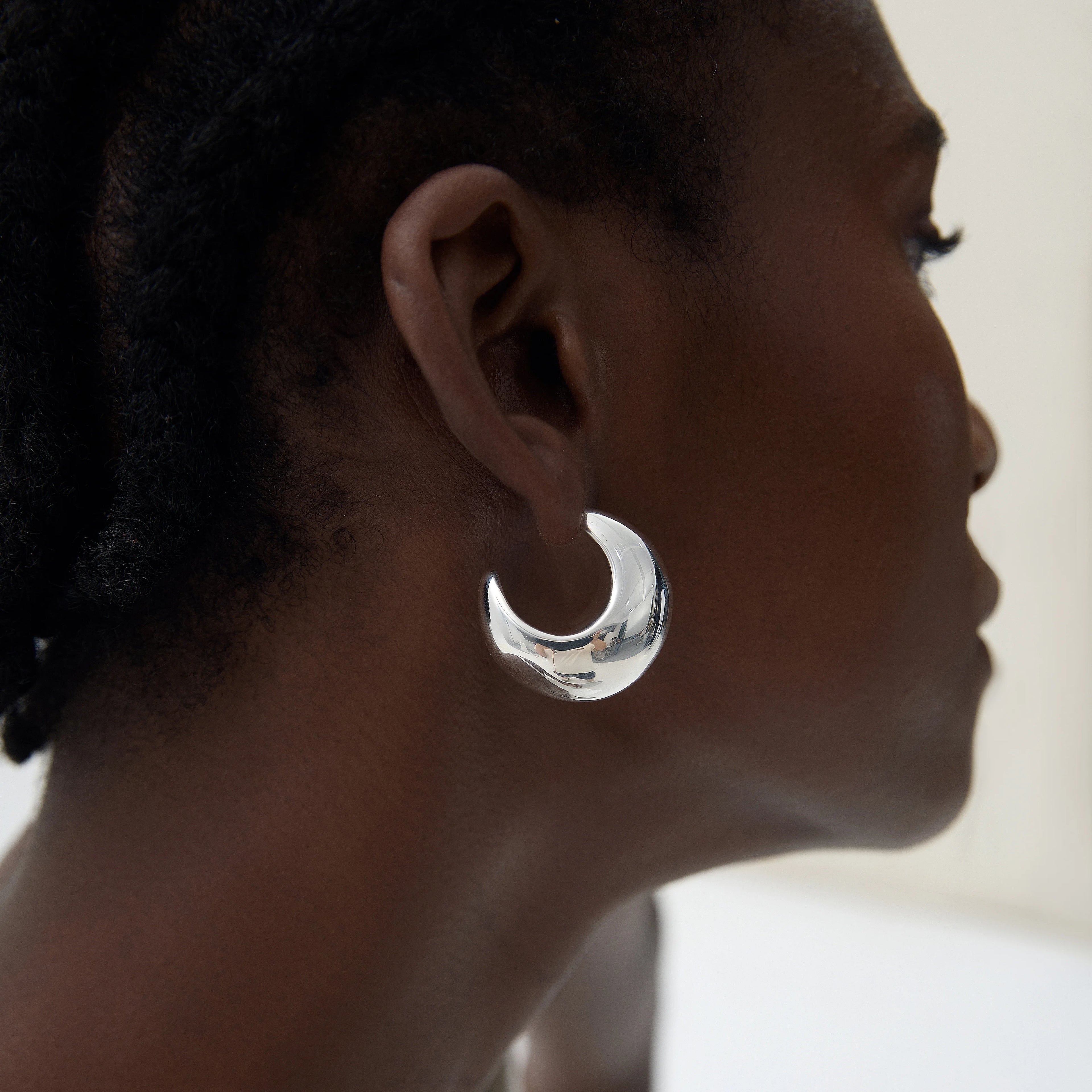 Wholesale Electroforming S999 Silver Crescent Moon Hoop Earrings Chunky Gold Plated OEM Custom Manufacturer For Women