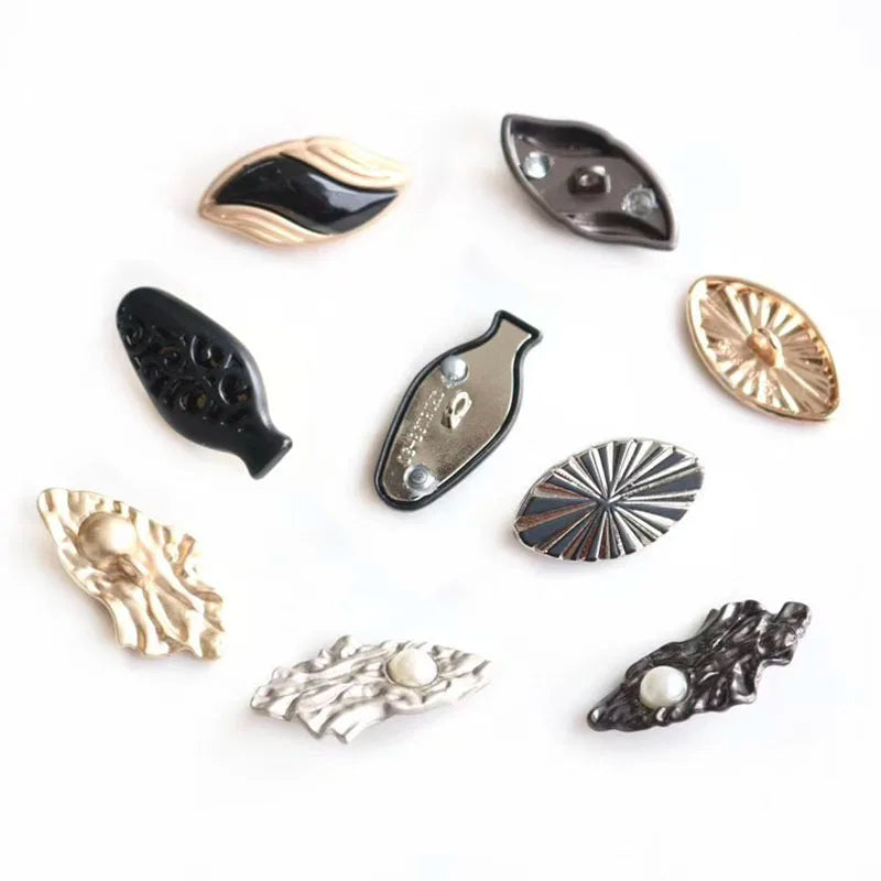 Trendy Shiny Gold Decorative Metal Coat Button Rhinestone Embellished Button for Wedding Gowns Prom Dresses Evening Wear