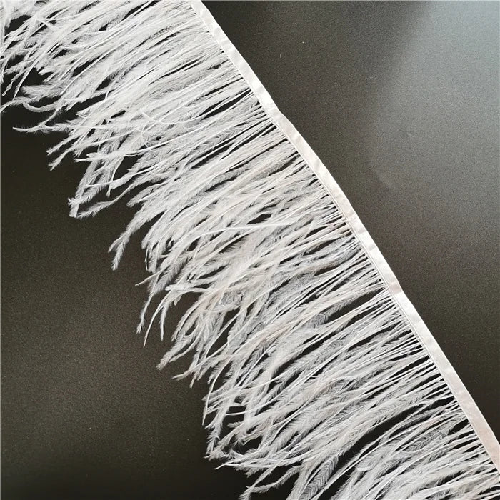 Wholesale Luxury Long Fluffy 15-18cm Feather Fringe Ostrich Feather Trim for Women's Dress Clothes Accessories