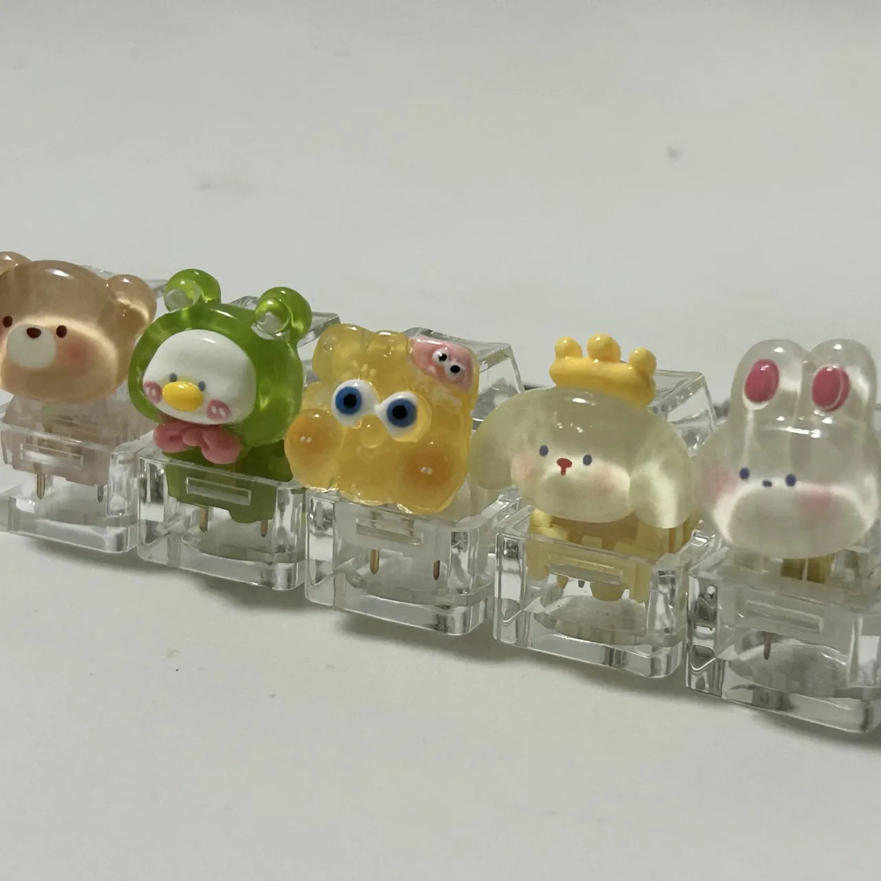 TikTok Hot Selling Transparent Cartoon Keycap  Keyboard Fidget Toy Fidget Clicker Keyboard Keychain