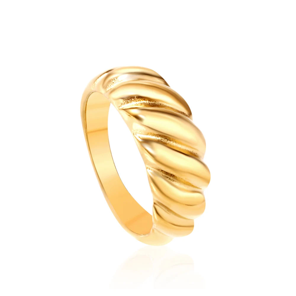 Fashion Wholesale Trendy 18K PVD Gold Plated Croissant Shape Finger Rings Stainless Steel Jewelry Chunky Rings for Women