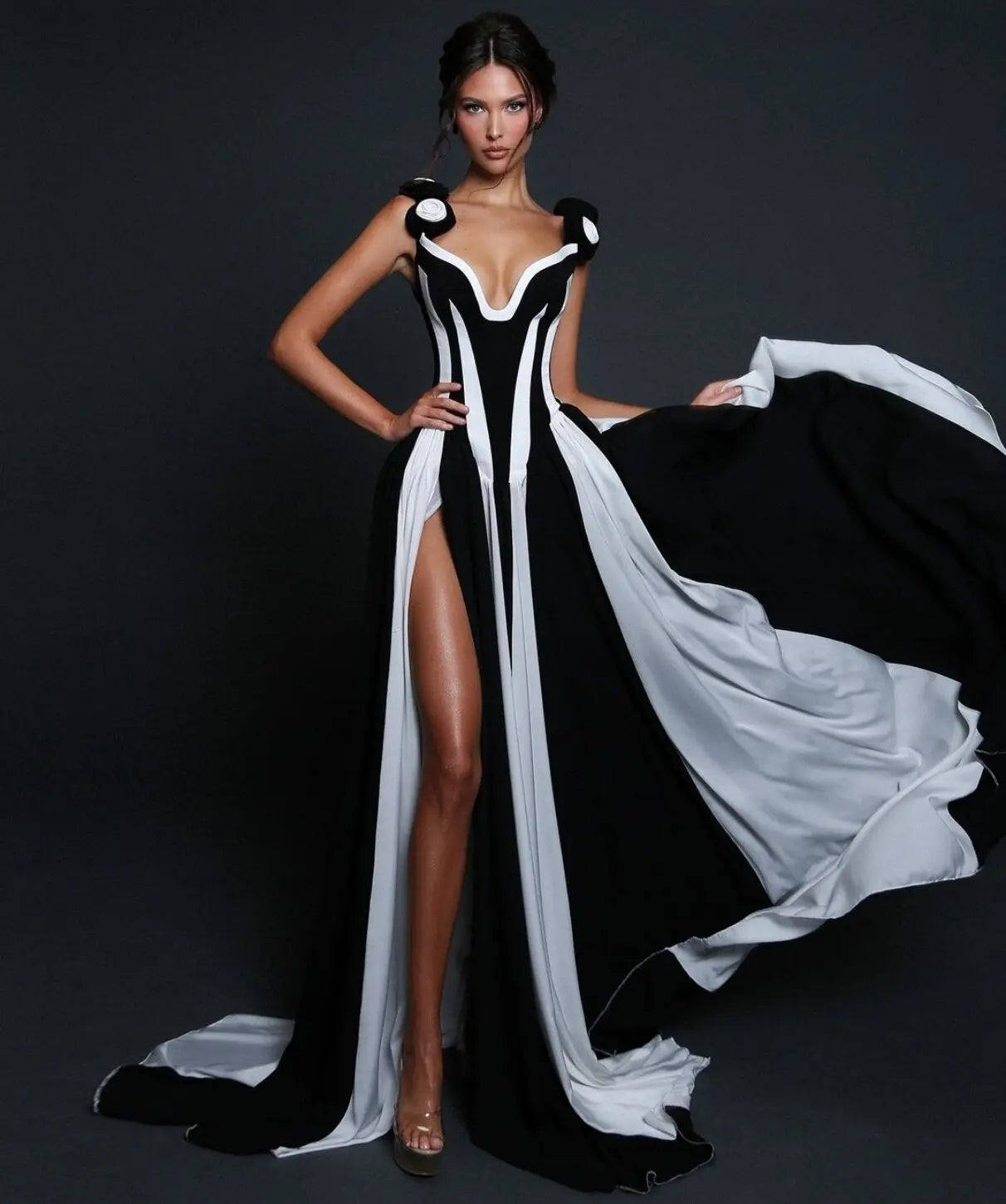 OUDINA Hot Sale Black and White Splicing V Neck High Slit Maxi Dresses Bandage Dress for Women