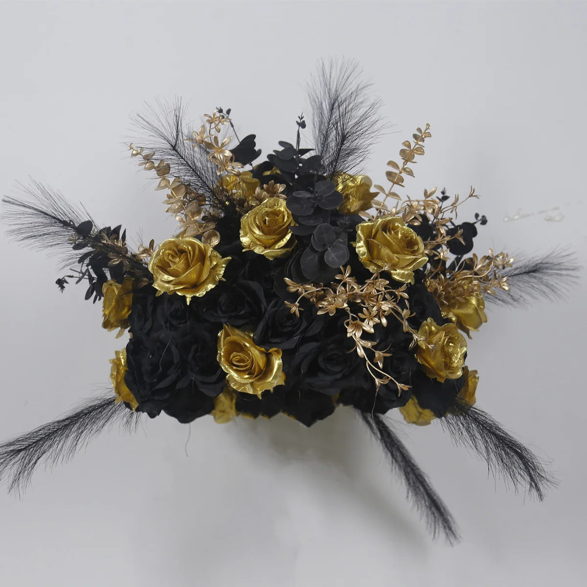 Wedding Decorative Flowers High-quality Flower All Kinds of Bouquet Props Multiple Styles Suitable for Festive Scene Layout