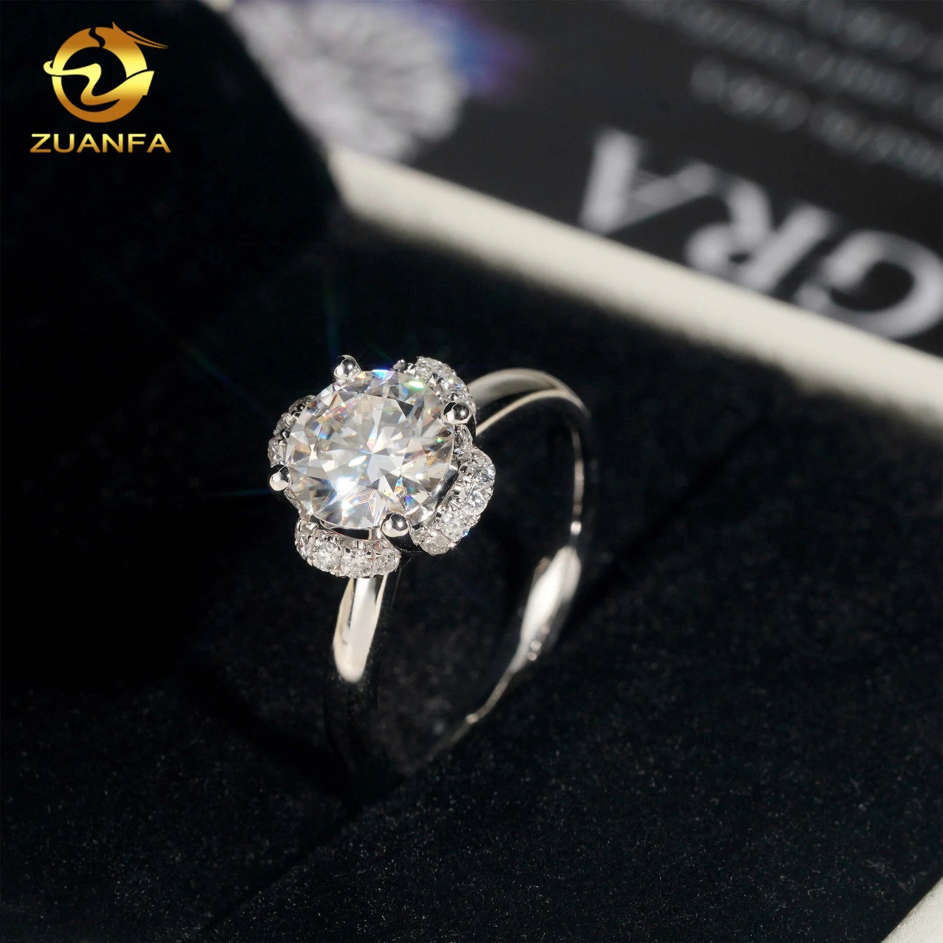 Custom Unique Design Diamond Rings 1.5ct Women Moissanite 14k Gold Ring for Wedding