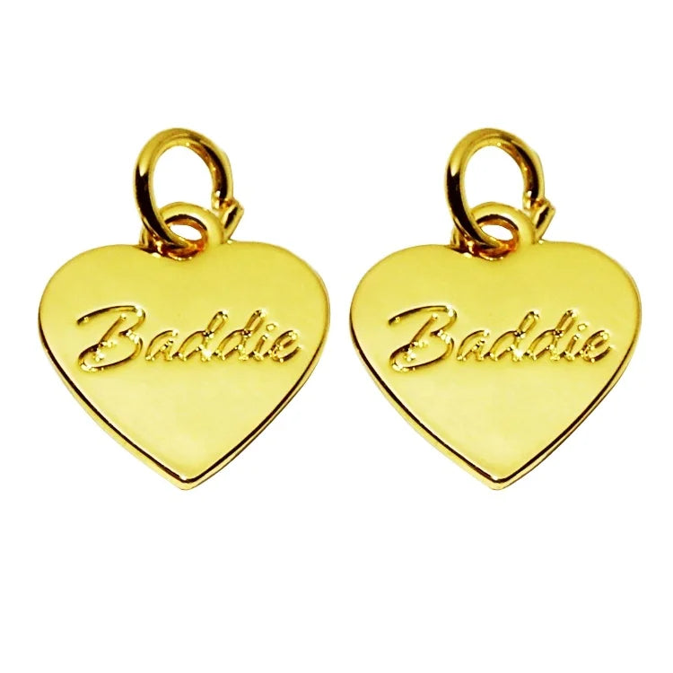 Custom Engraved Gold Logo Metal Pendant Heart-Shaped Hang Charm for Women's Bracelet Mainly Made of Diamond Alloy for Children