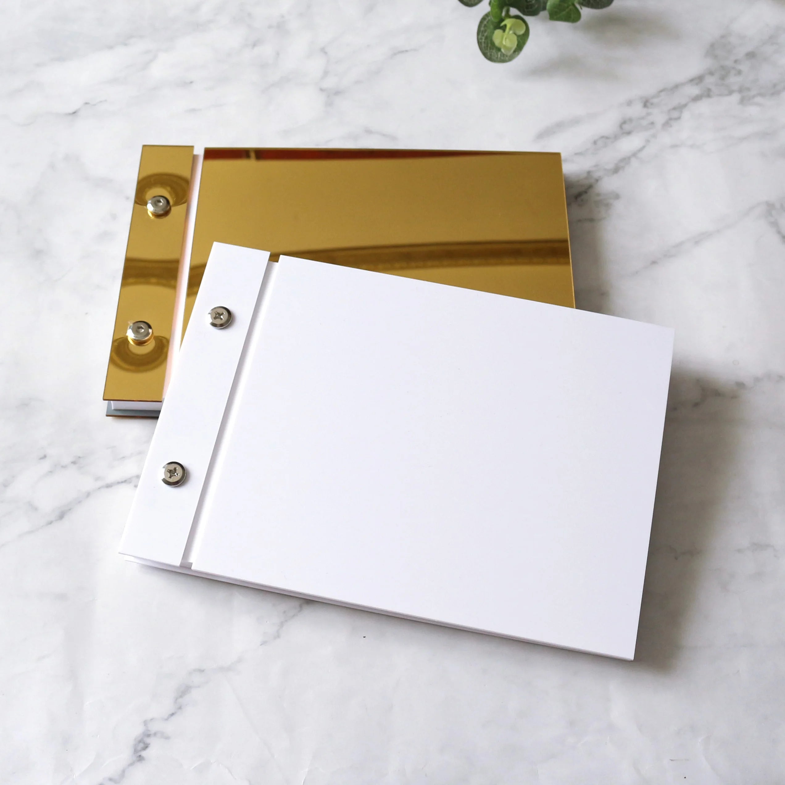 Gold Acrylic Wedding Guest Book Personalized Sign Set with White Cardboard Book Wedding Guestbook for Wedding Record