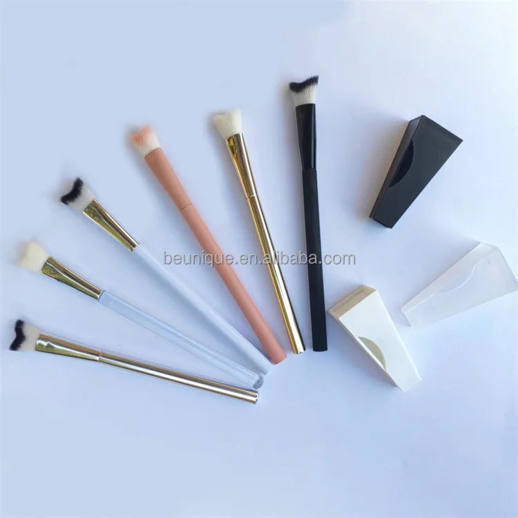 Soft Fluffy V Shape Eye Lash Extension Bath Shampoo Cleaning Brush Private Label Swoop Curved Lash Cleansing Brushes With Cover