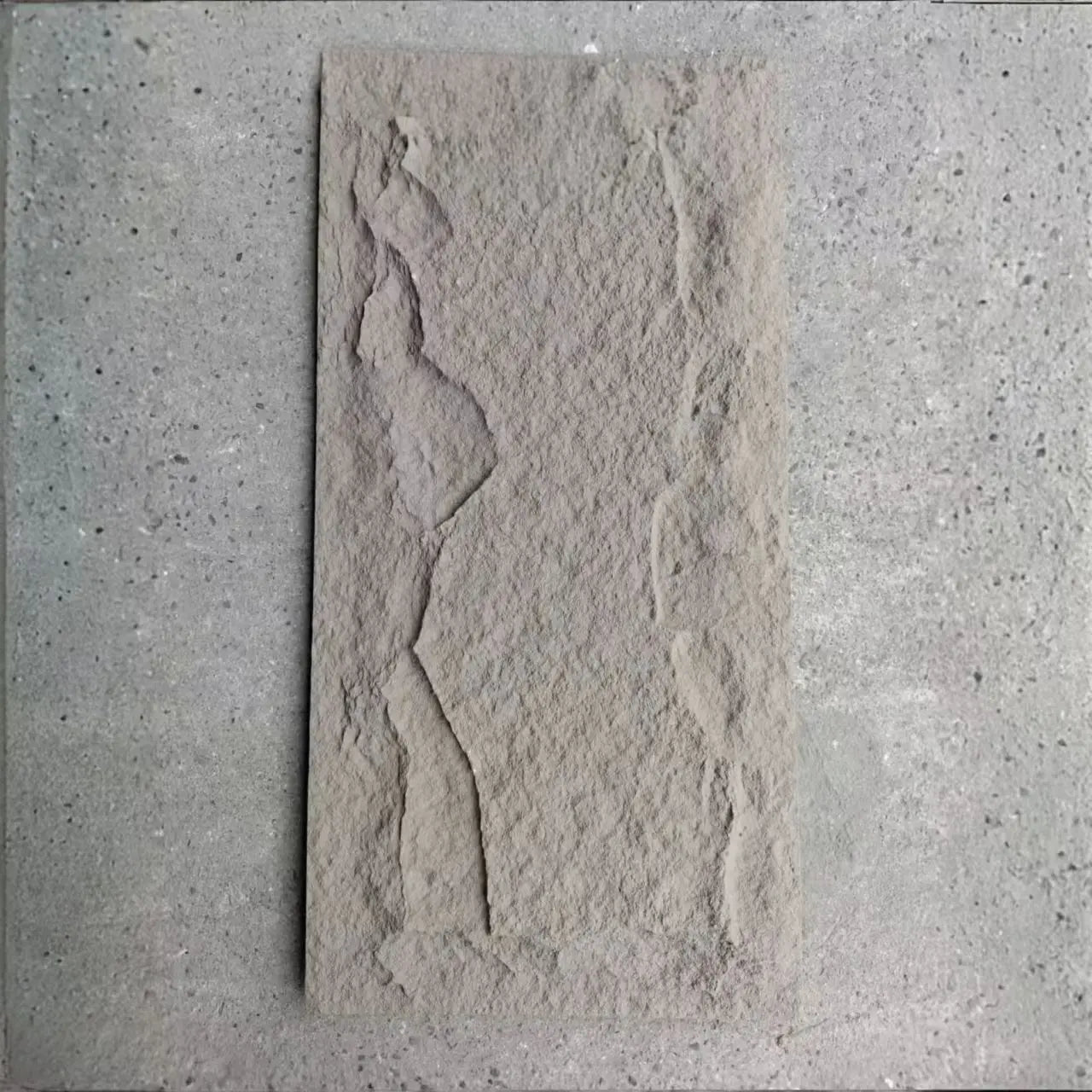 Durable Lightweight PU Mushroom Wall Panels for Outdoor Interior/Exterior Artificial Stone Decoration Wholesale Fireproof