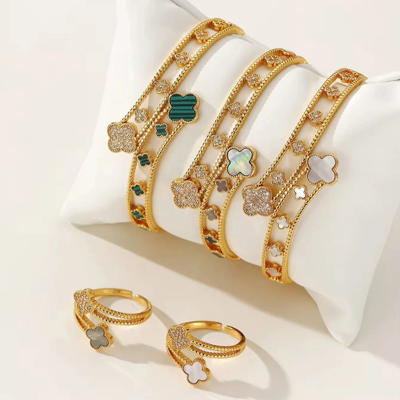 Personalized Retro Jewelry Hollow Cuff Brass Ring Bracelet Zirconia Four-leaf Clover Bracelet