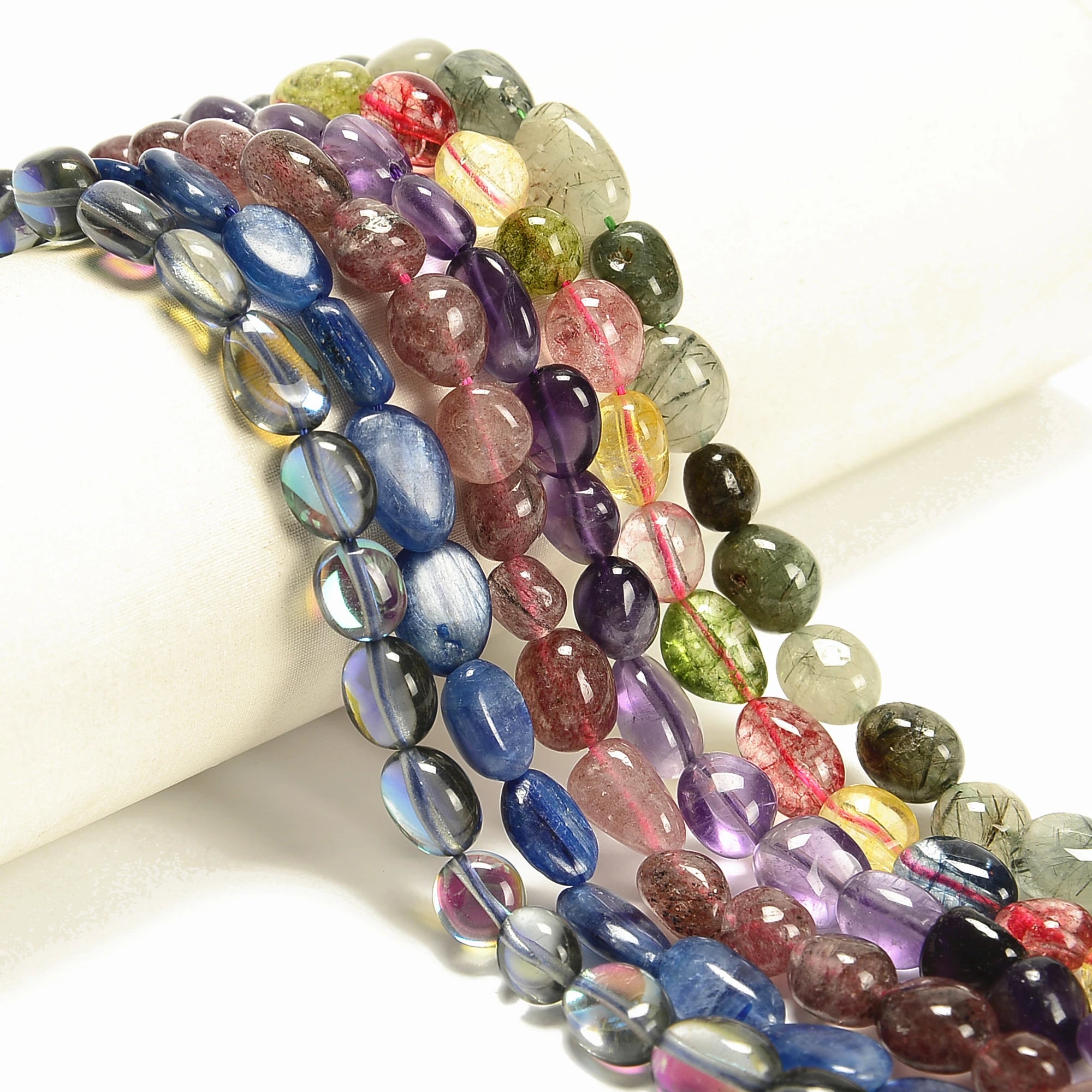 Wholesale Natural Rutilated Strawberry Quartz Amethyst Bracelet Crystal Bead Irregular Shape Stone Beads for Jewelry Making