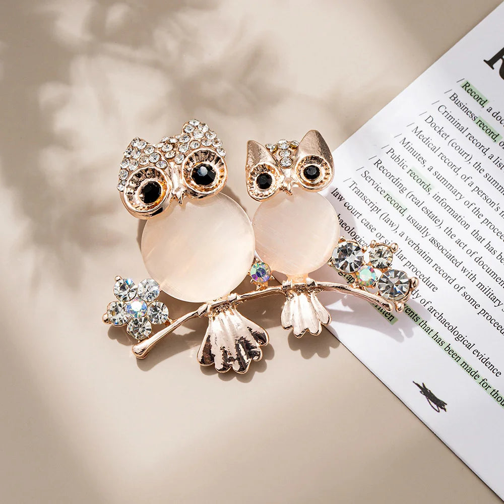 Pretty Cat Eye Crystal Brooch Pins Elegant Rhinestone Owl Bee Swan Animal Statement Brooches Jewelry Accessories for Women Gift