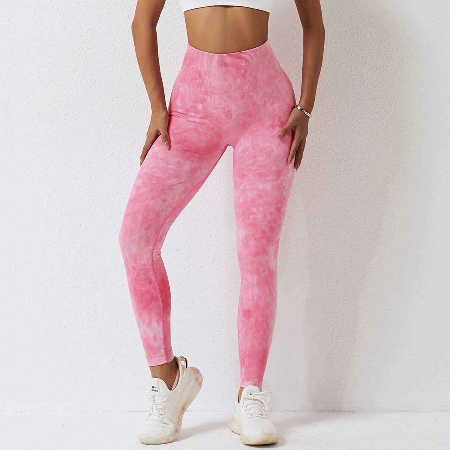 Fashionable Wear Gym Shorts Women Seamless Gym  Fitness Yoga Leggings Pants Wear Workout Sets for Women Accepting OEM ODM