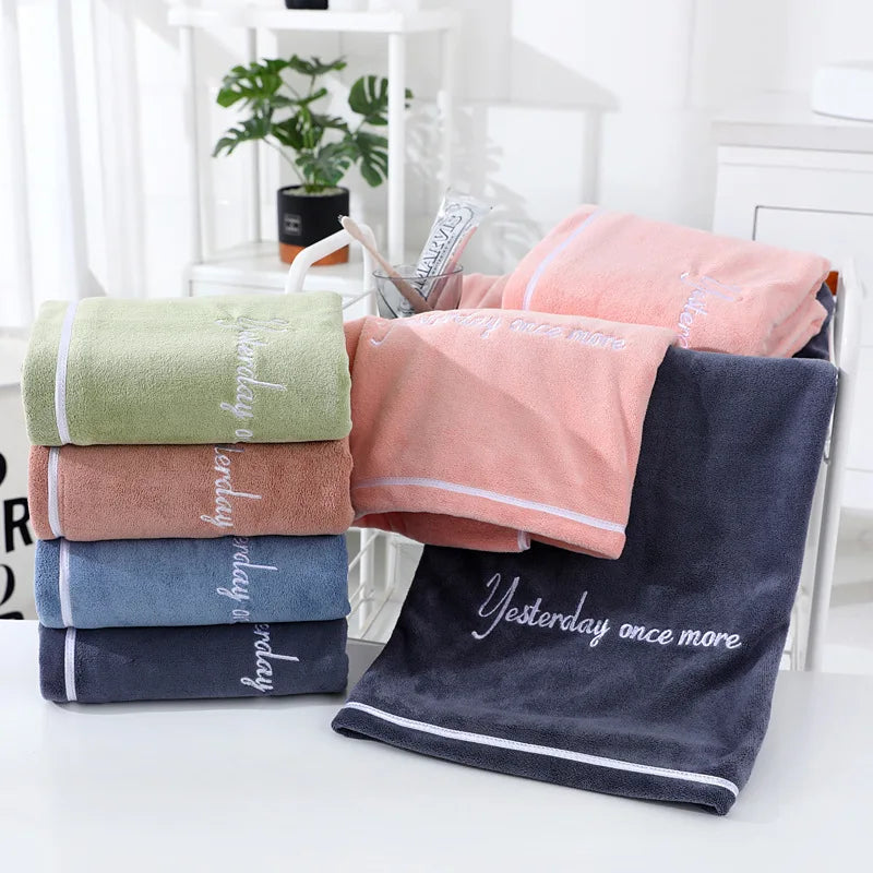 Wholesale New Style Fashion Custom Embroidery Microfiber Face Towels Custom Design Home Towel