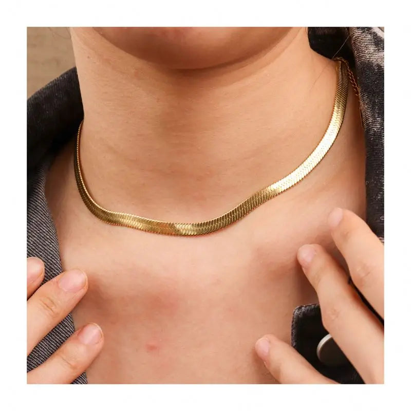 Chris April Fashion Jewelry PVD Plated 316L Stainless Steel Minimalist 5mm Herringbone Choker Necklace