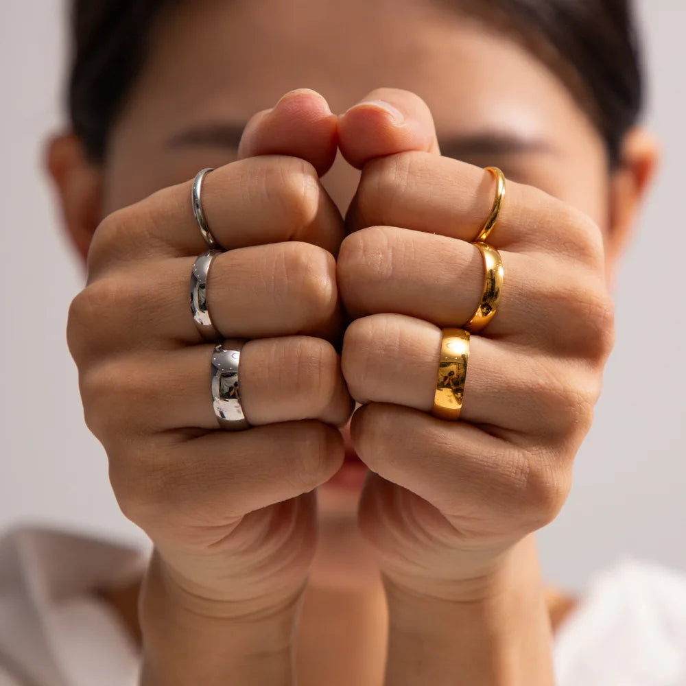 Classic 2mm 4mm 6mm Width Rings Waterproof 18k Gold Plated Stainless Steel Rings Jewelry Women Basic Fashion Jewelry Rings