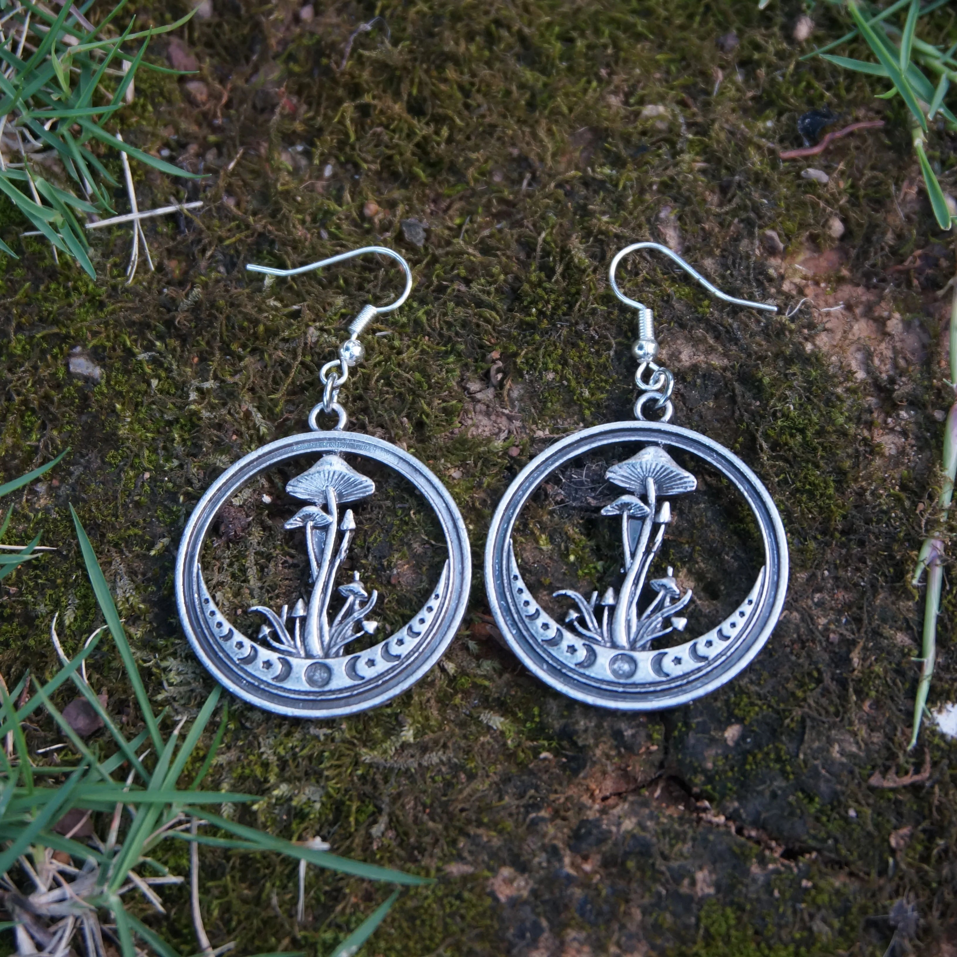 Wiccan Forest Nature Hippie Phase Moon Woman Mushroom Earring