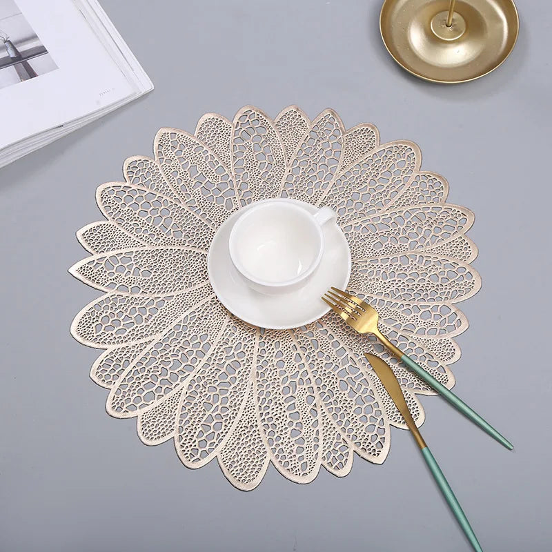 Table Decor Hollow Out Metallic Gold Charger Placemats Vinyl Woven Leaf PVC Plates Mats for Holiday Wedding Reception