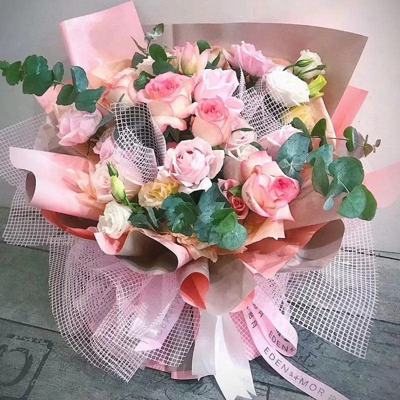 Wholesale square Mesh Yarn Bouquet Packaging Yarn Mesh Mesh Flower Shop with Flowers Gift Wrapping Paper Material