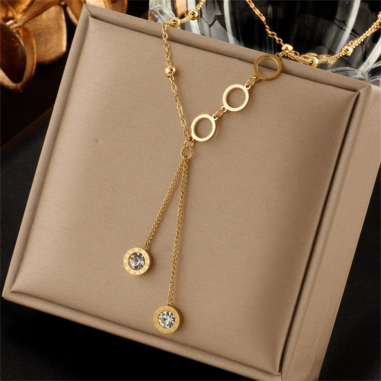 Wholesale 316l Stainless Steel Fashion Simple Luxury Tassel Diamond Roman Numerals Circle Pendant Necklace