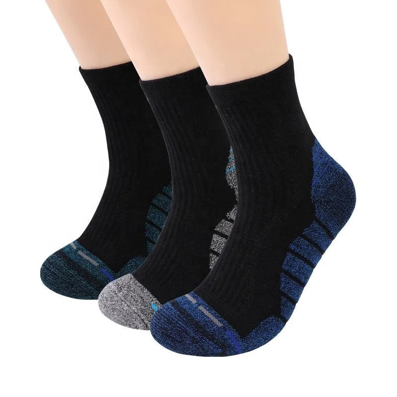 Wholesale Performance Padded Cushion Athletic Socks Men Moisture Wicking Hiking Sports Crew Socks