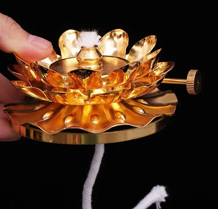 Golden 6.5cm X 3.6cm X 4.1cm Metal Kerosene Lamp with Wick Holders & Bases