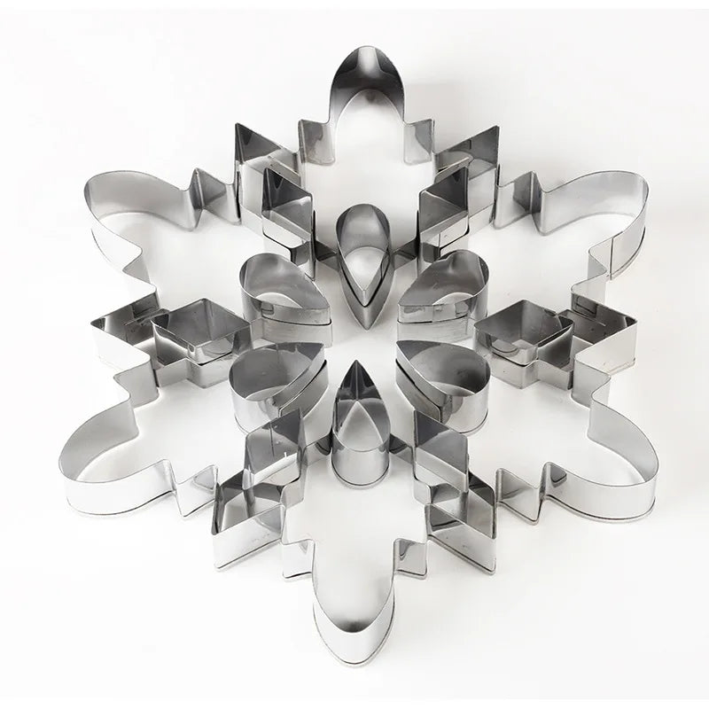 Christmas Baking Tools DIY Stainless Steel Gingerbread Chocolate Epoxy Model Snowflake Biscuit Cutter Cookie Cutter