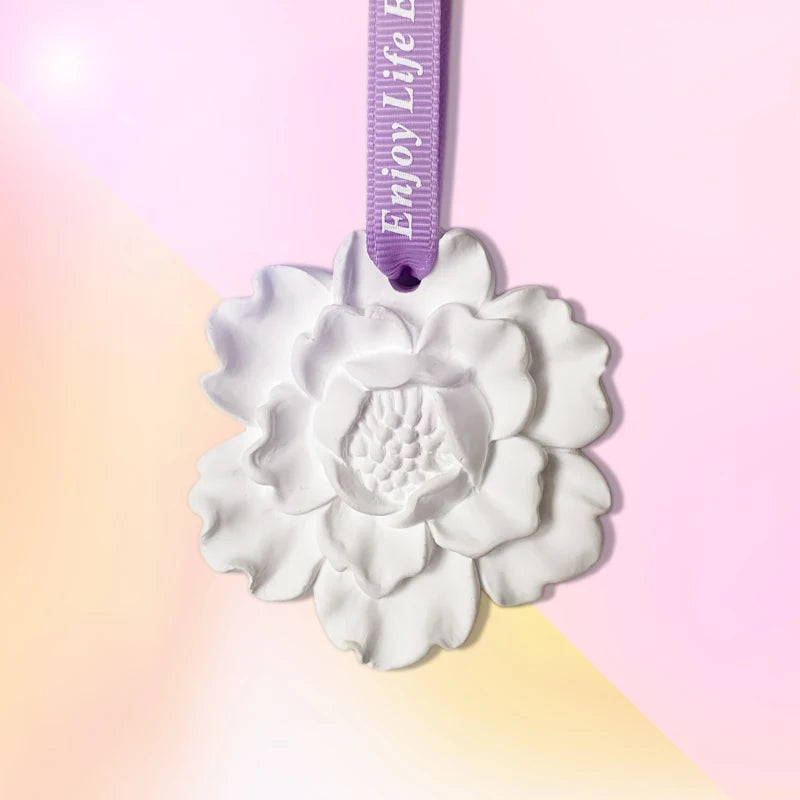 Stocked Wholesale Scented Hanging Car Wardrobe Pendant Air Freshener Ceramic Aroma Porcelain Flower Home Fragrance Oil Diffuser