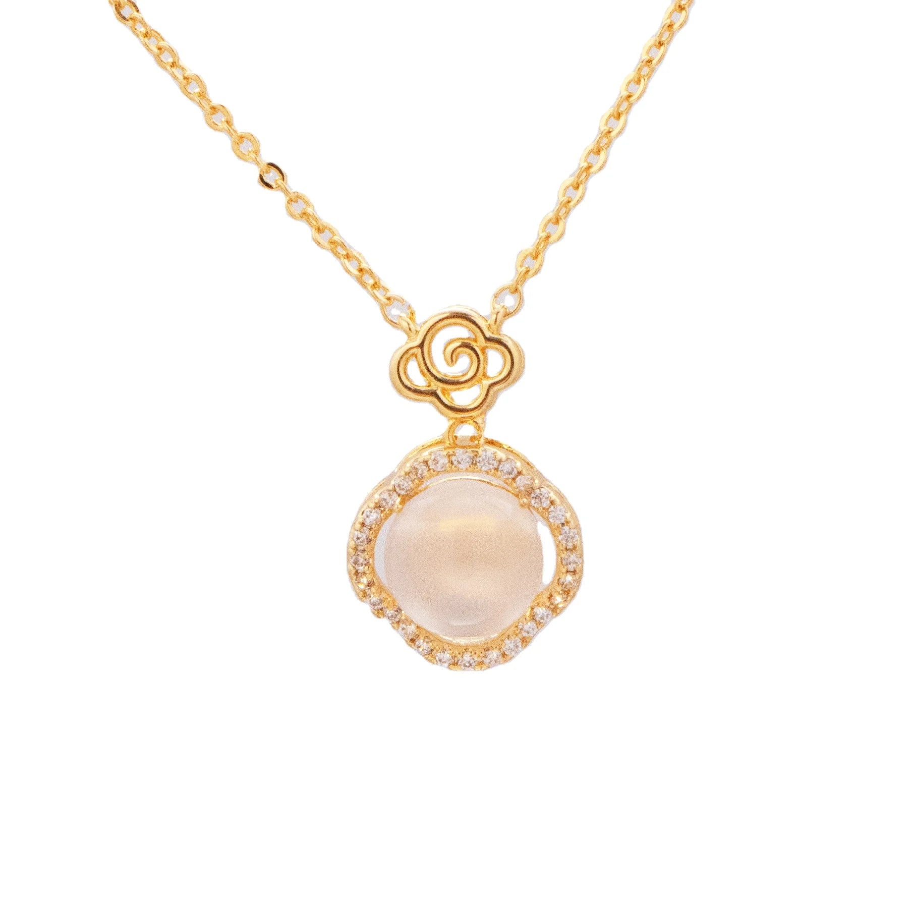Shiny Zircon Xiangyun Chalcedony Pendant Necklace for Ladies Daily Wear Vintage Style Fashion Temperament Clavicle Chain