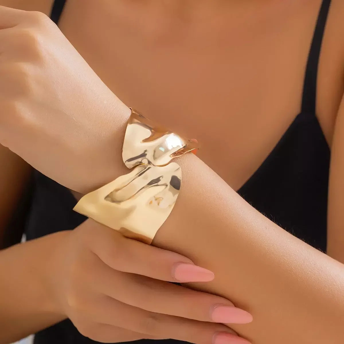 SHIXIN Exaggerated Punk Smooth Cross Open Cuff Wide Bangle Women Gypsy Heavy Metal Chunky Arm Bracelet Grunge Jewelry Steampunk